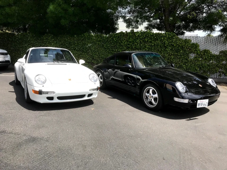 1996 Porsche 993 Carrera 4S - Image 9 of 31