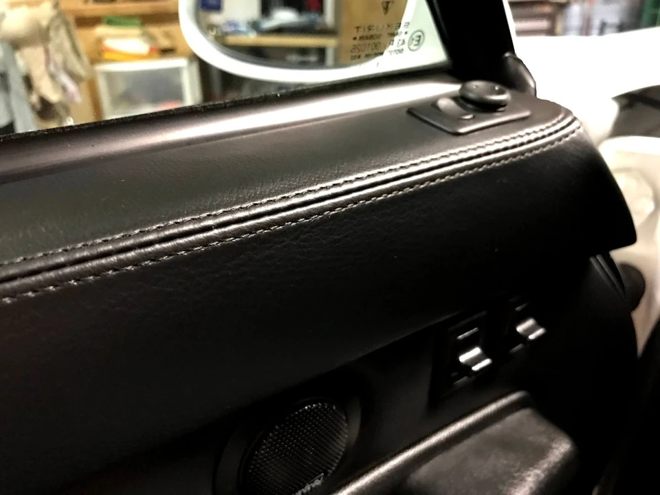 1996 Porsche 993 Carrera 4S - Image 27 of 31