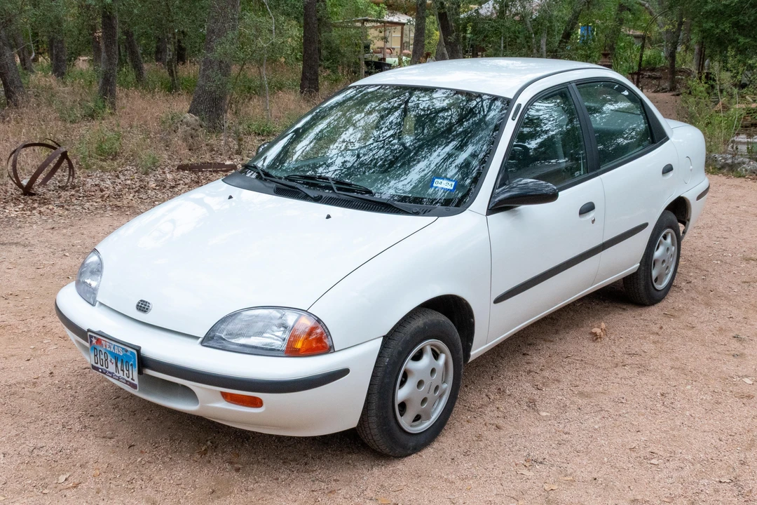 1996 Geo Metro - Image 8 of 31