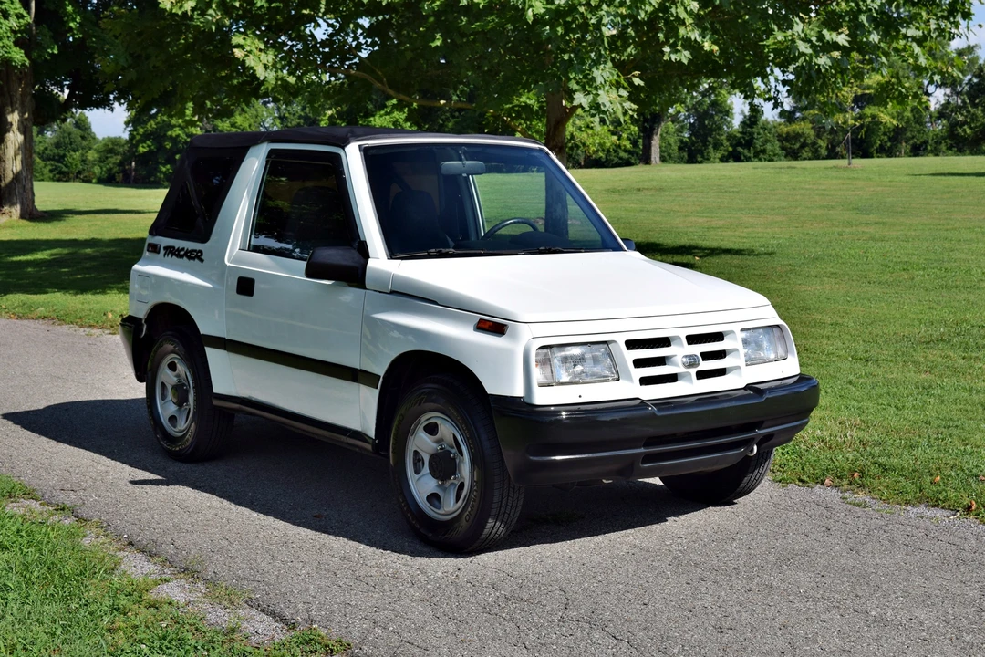 1996 Geo Tracker - Image 8 of 31