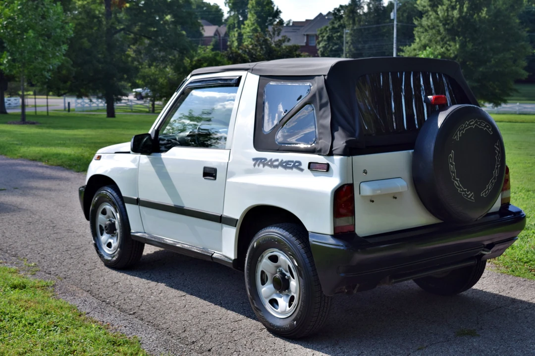 1996 Geo Tracker - Image 15 of 31