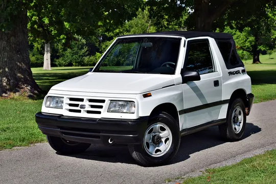 1996 Geo Tracker 2-Door 4×4 5-Speed