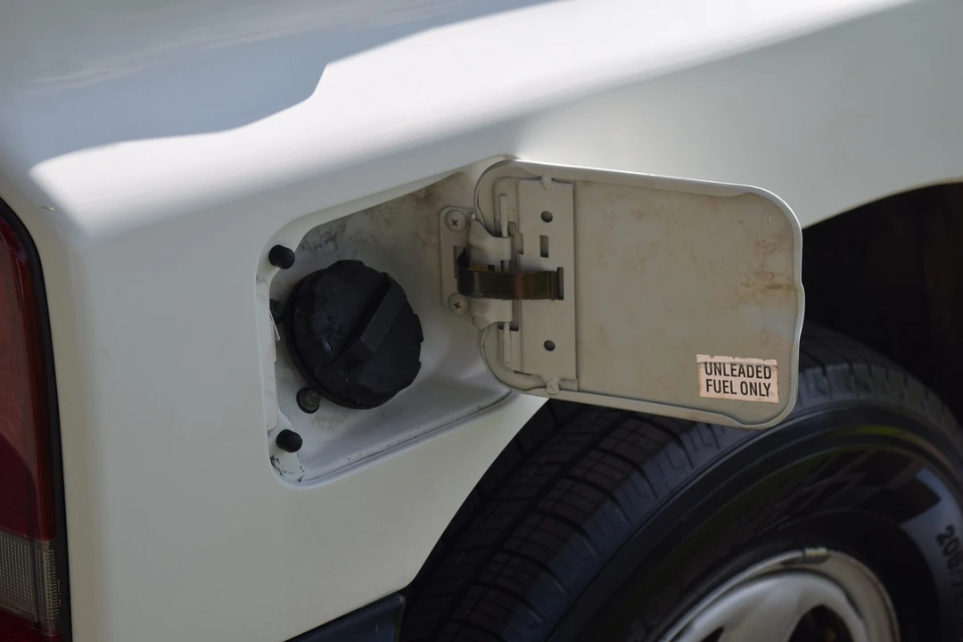 1996 Geo Tracker - Image 29 of 31