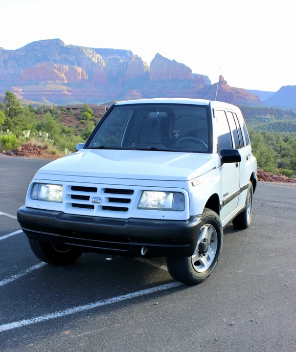 1996 Geo Tracker - Image 2 of 31