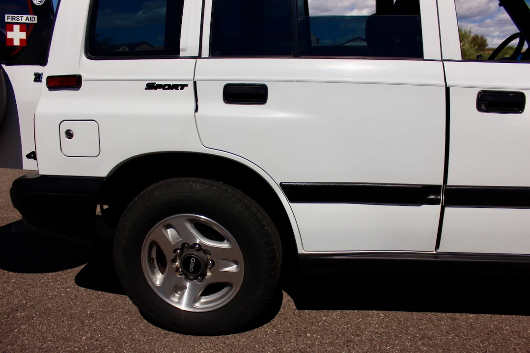 1996 Geo Tracker - Image 17 of 31