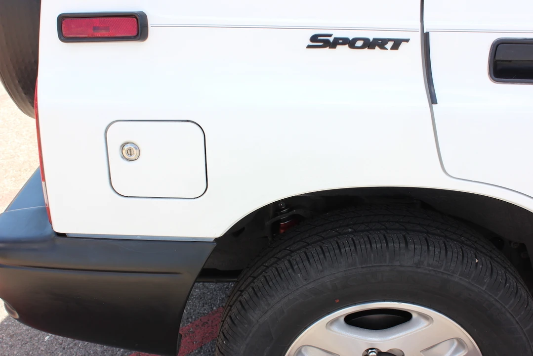 1996 Geo Tracker - Image 16 of 31