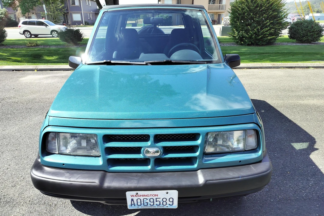 1996 Geo Tracker - Image 2 of 31
