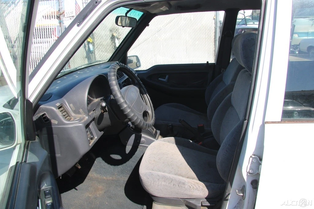 1996 Geo Tracker - Image 13 of 21