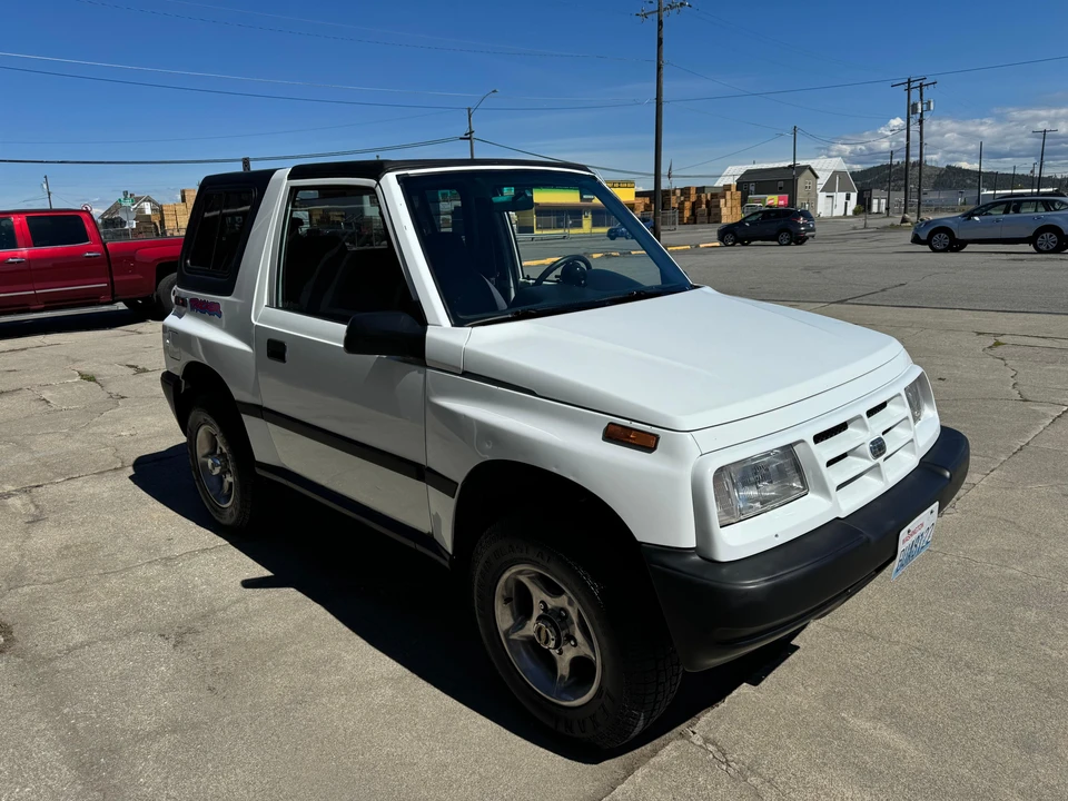 1996 Geo Tracker - Image 17 of 31