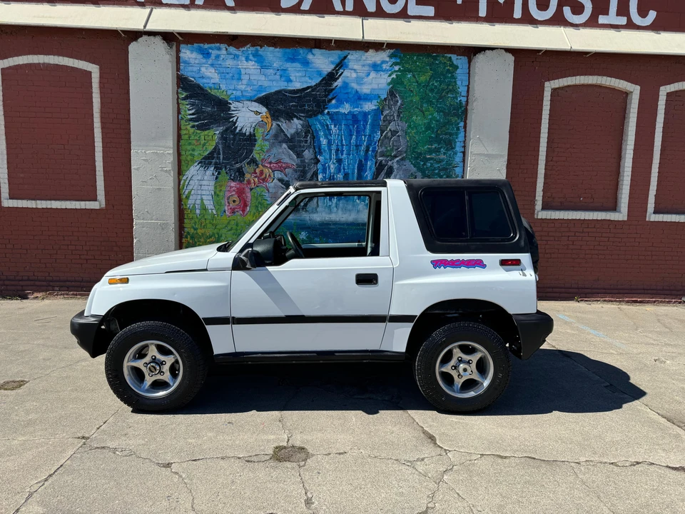 1996 Geo Tracker - Image 9 of 31