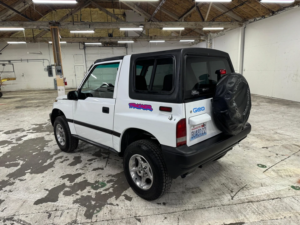1996 Geo Tracker - Image 11 of 31