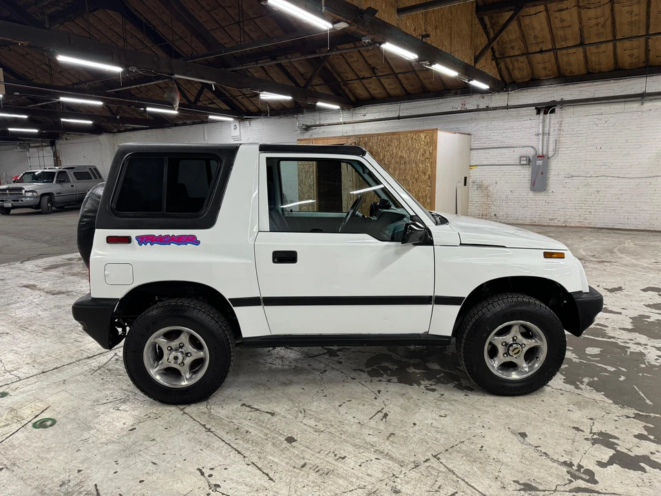 1996 Geo Tracker - Image 16 of 31