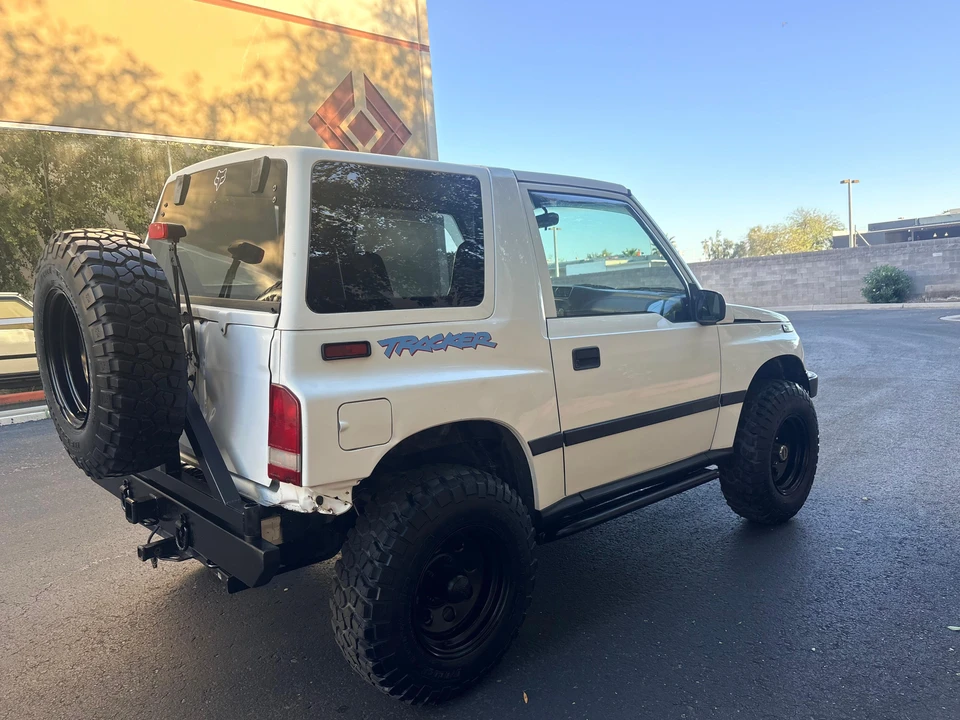 1996 Geo Tracker - Image 8 of 31