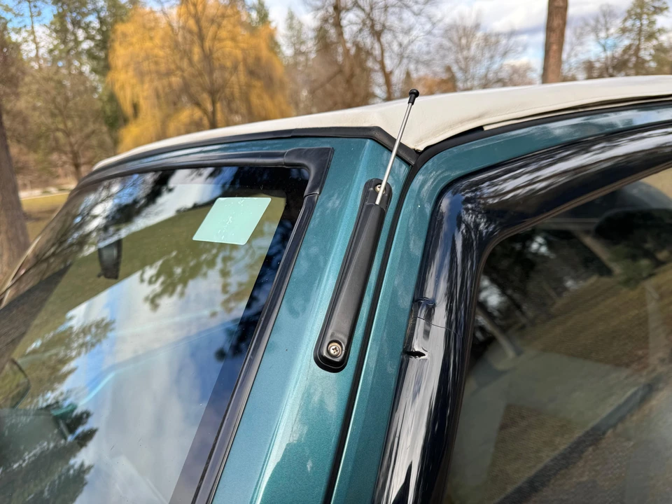 1996 Geo Tracker - Image 25 of 31