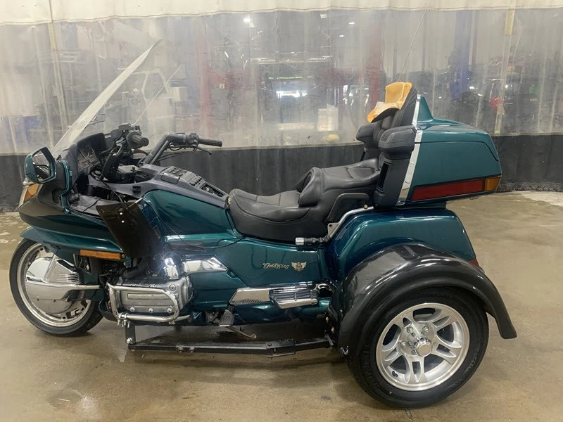 1996 Honda Gold Wing - Image 7 of 11