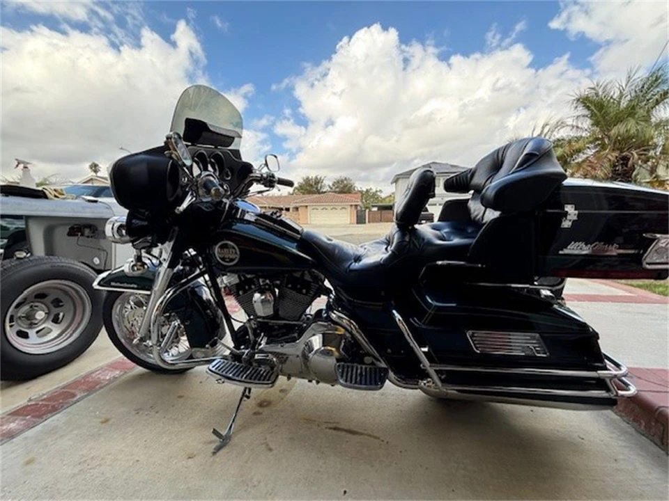 1996 Harley-Davidson Touring Evolution - Image 2 of 17