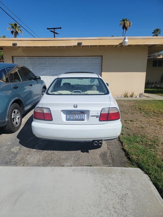 1996 Honda Accord 5th Gen - Image 3 of 4