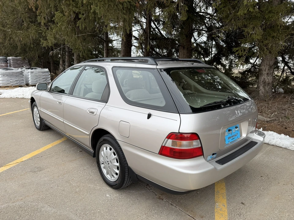 1996 Honda Accord 5th Gen - Image 10 of 31