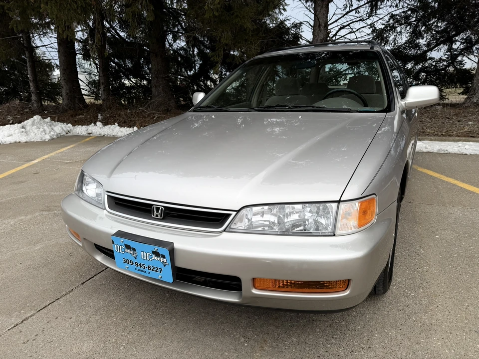 1996 Honda Accord 5th Gen - Image 29 of 31
