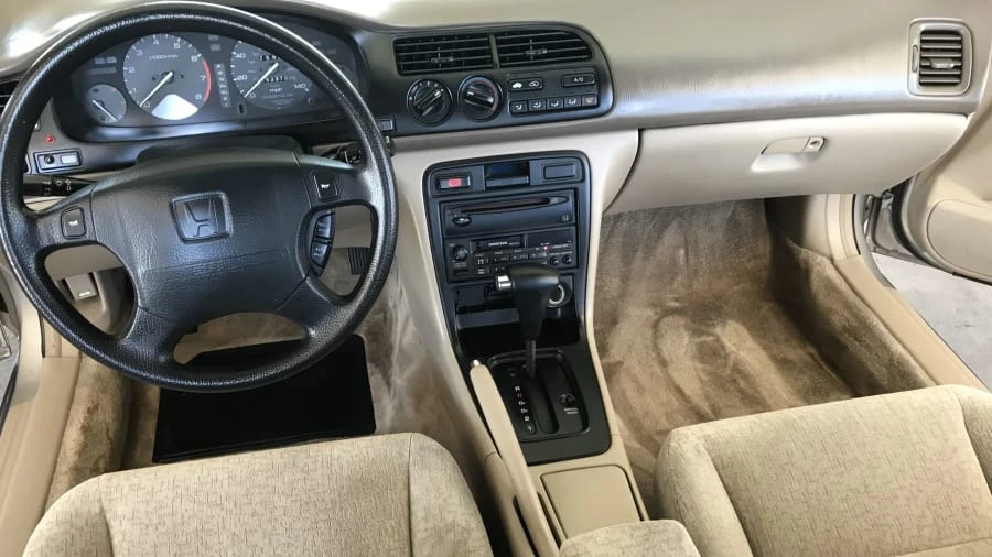 1996 Honda Accord 5th Gen - Image 4 of 6