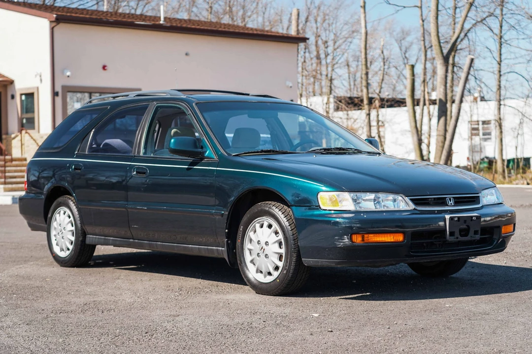 1996 Honda Accord 5th Gen - Image 11 of 31