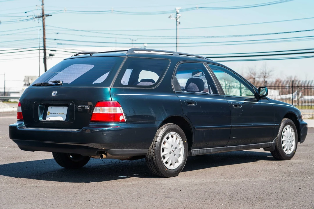 1996 Honda Accord 5th Gen - Image 7 of 31