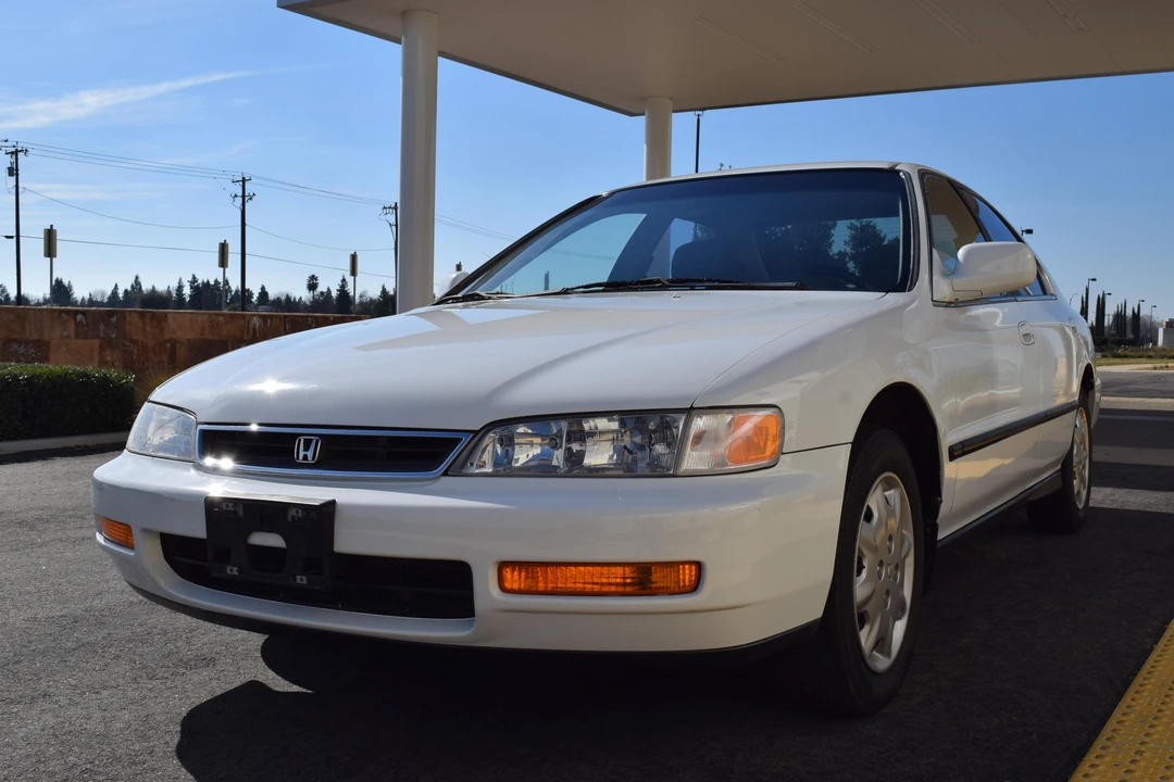 1996 Honda Accord 5th Gen - Image 6 of 17