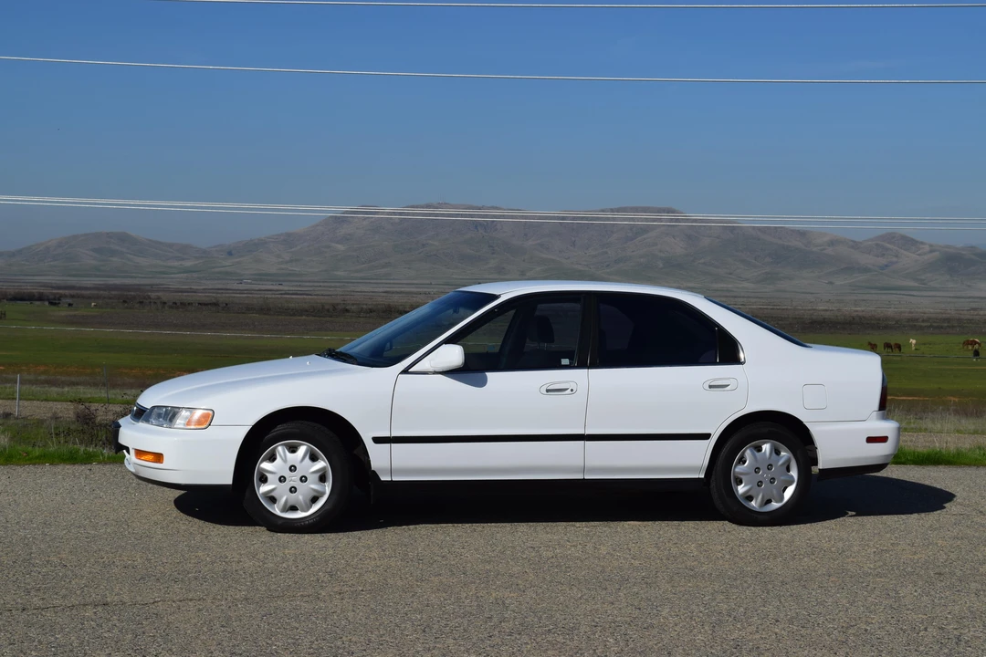 1996 Honda Accord 5th Gen - Image 9 of 17