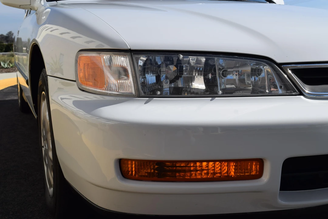 1996 Honda Accord 5th Gen - Image 12 of 17