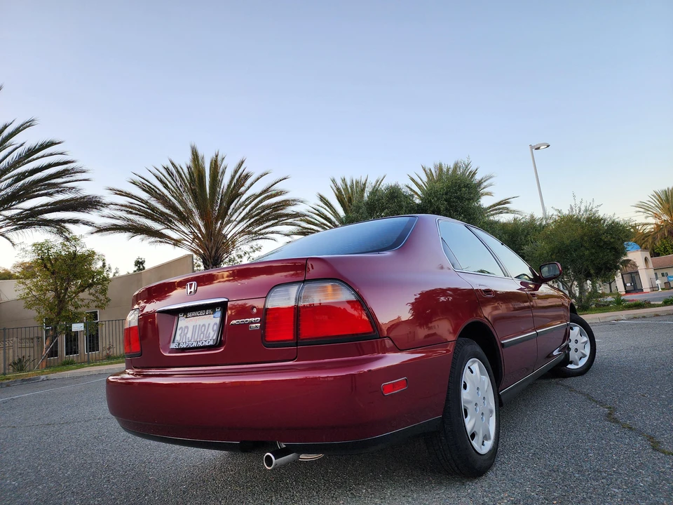 1996 Honda Accord 5th Gen - Image 16 of 31