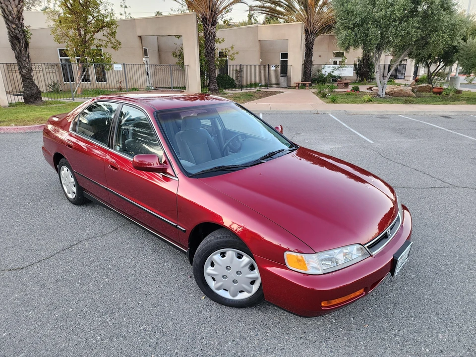 1996 Honda Accord 5th Gen - Image 25 of 31