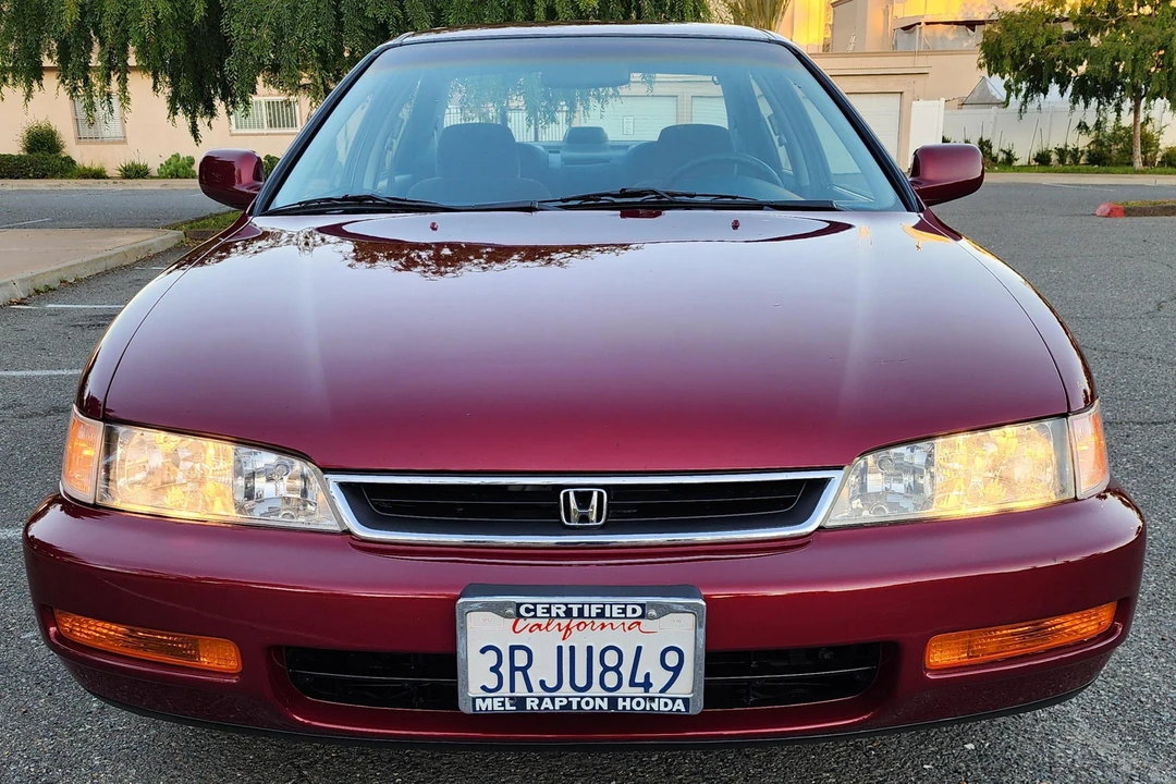 1996 Honda Accord 5th Gen - Image 2 of 31