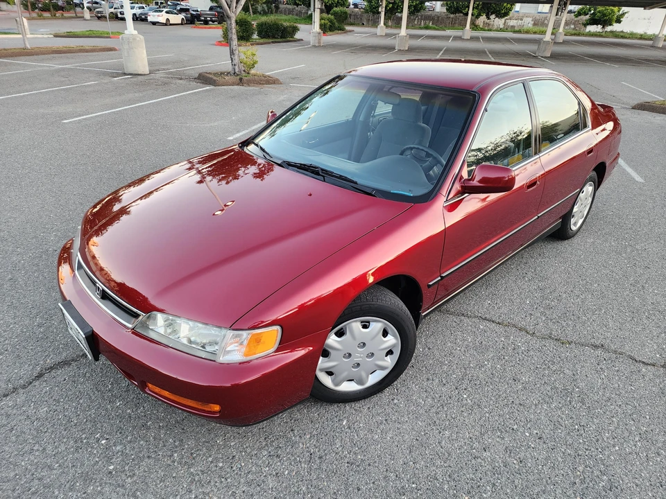 1996 Honda Accord 5th Gen - Image 9 of 31