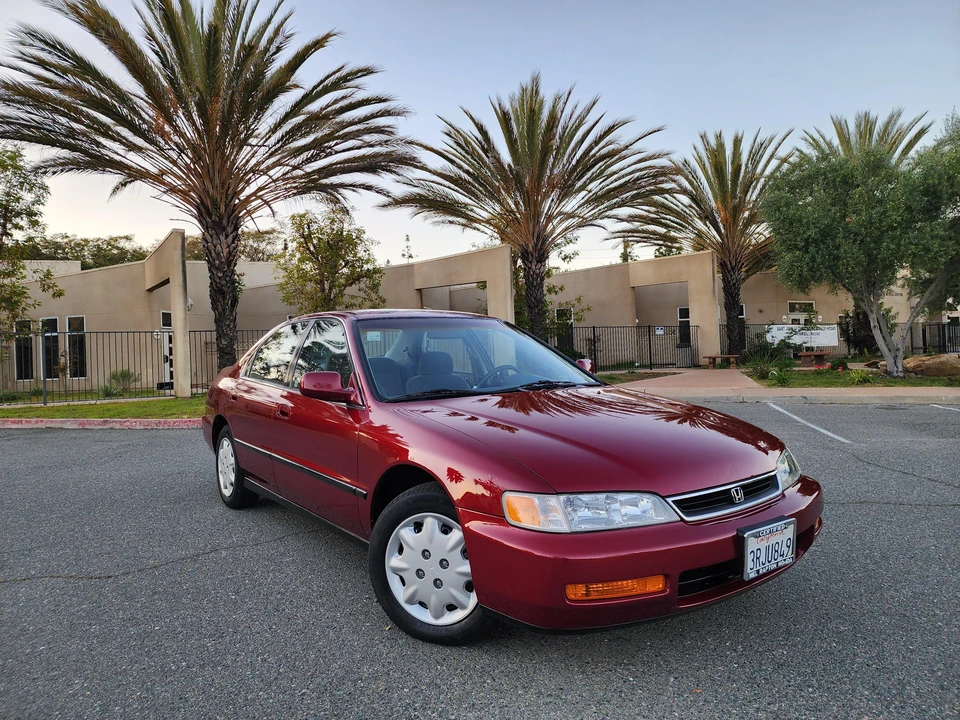 1996 Honda Accord 5th Gen - Image 26 of 31