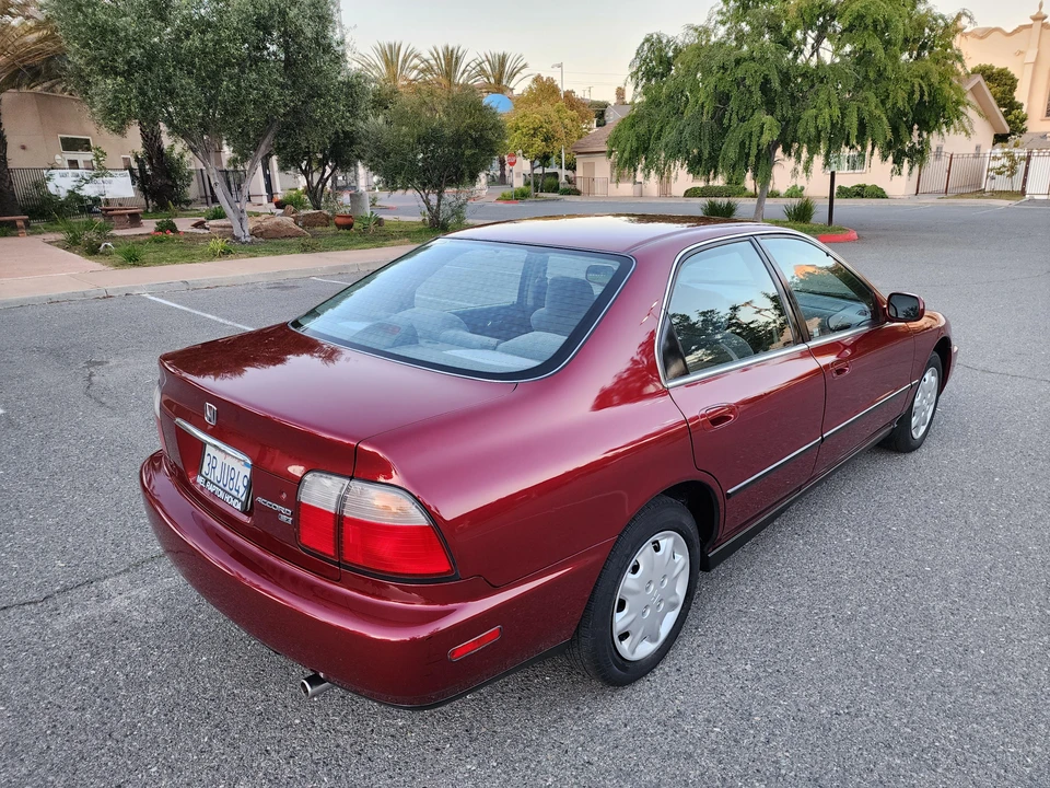 1996 Honda Accord 5th Gen - Image 18 of 31