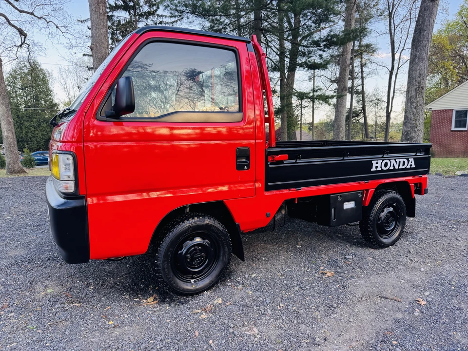 1996 Honda Acty 2nd Gen - Image 2 of 31