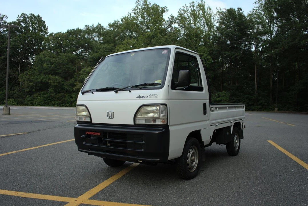 1996 Honda Acty 2nd Gen - Image 2 of 31