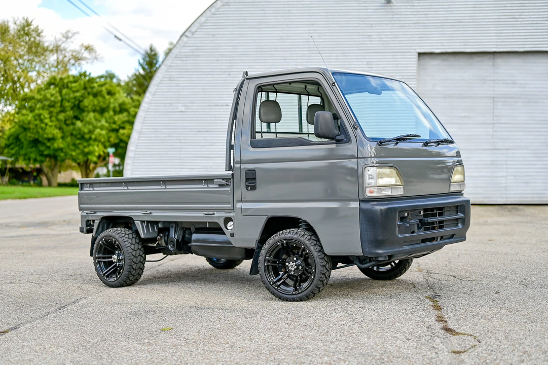 1996 Honda Acty 2nd Gen - Image 2 of 31
