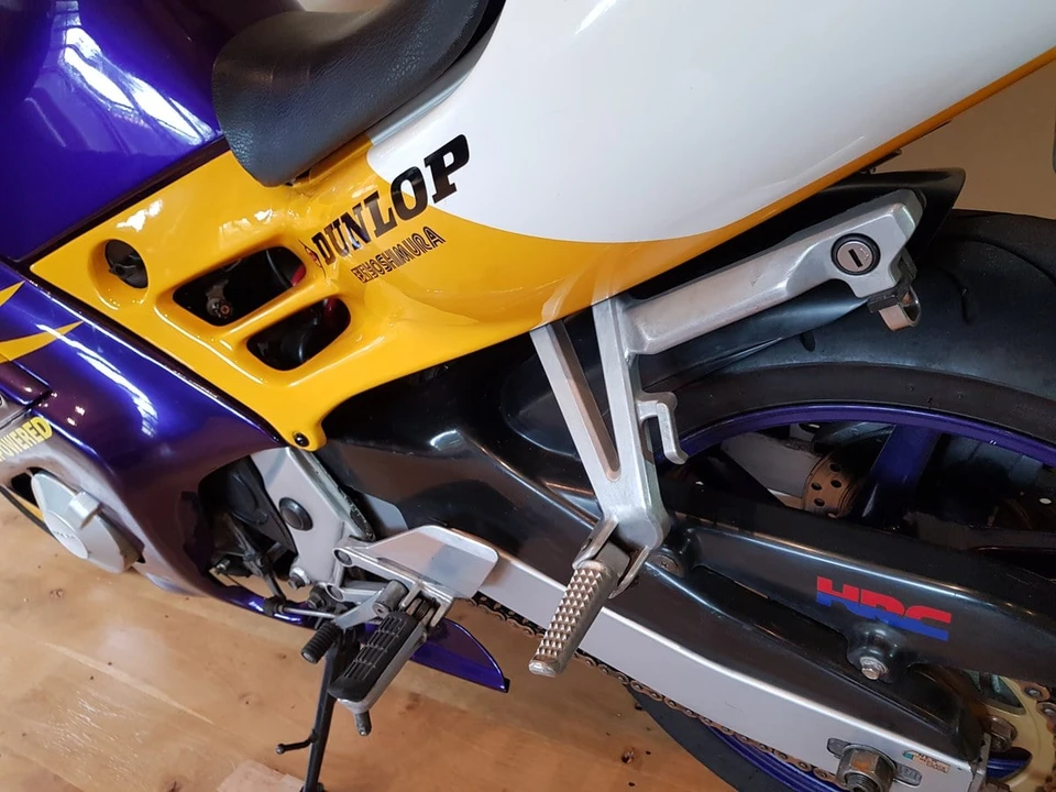 1996 Honda CBR - Image 10 of 30