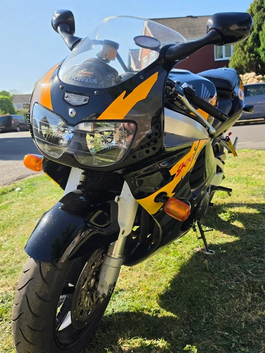 1996 Honda CBR - Image 11 of 30