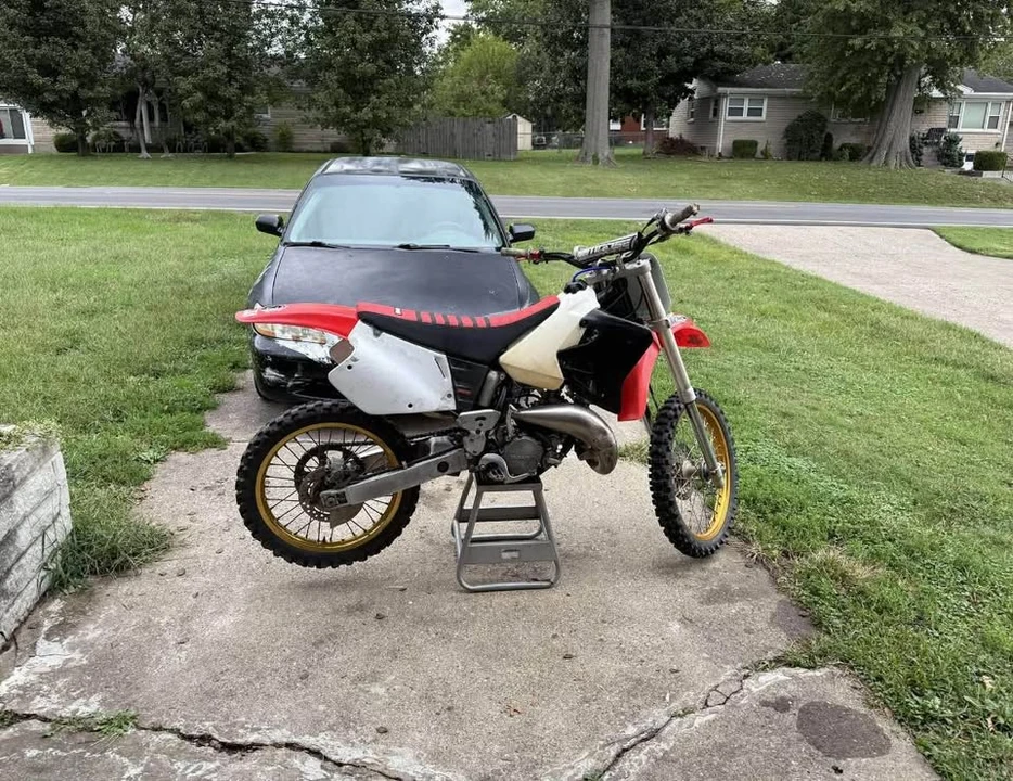 1996 Honda CR - Image 4 of 4