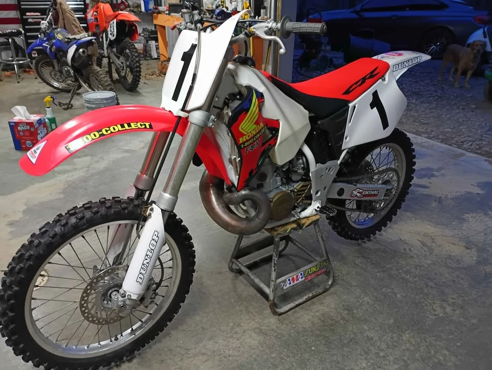 1996 Honda CR - Image 4 of 14