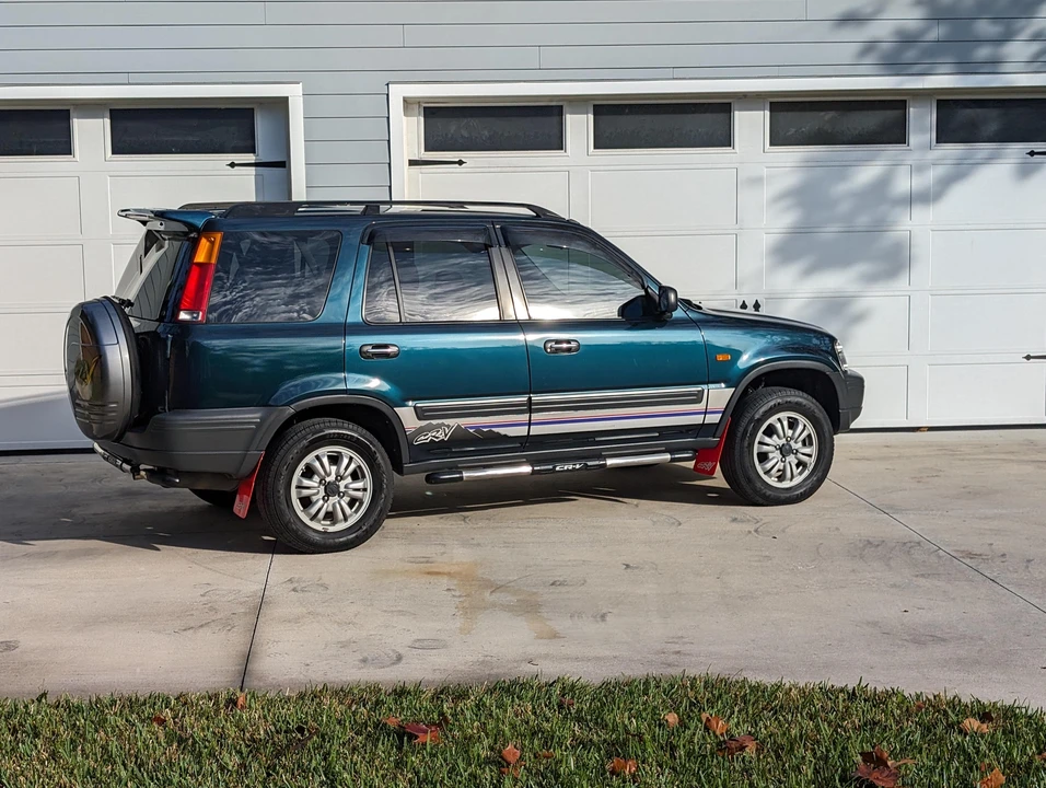 1996 Honda CR-V 1st Gen - Image 9 of 31