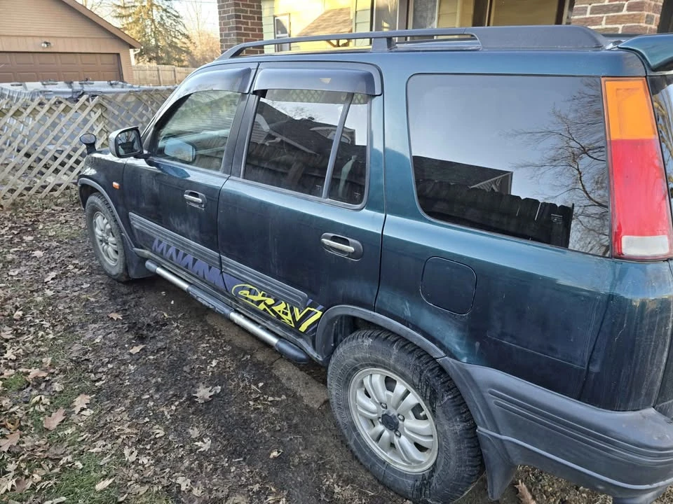 1996 Honda CR-V - Image 6 of 16