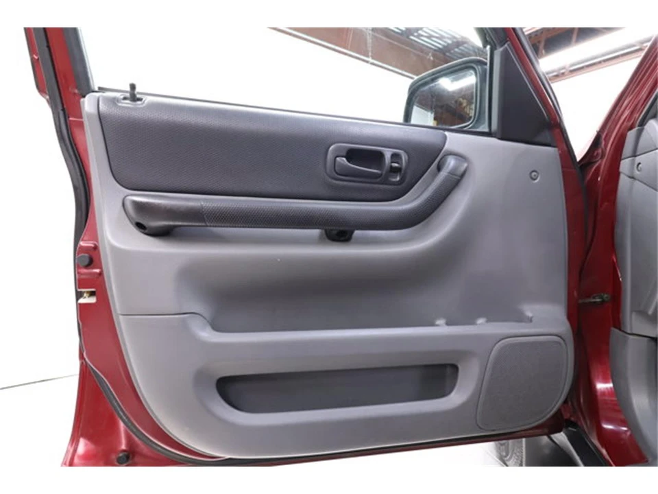 1996 Honda CR-V 1st Gen - Image 19 of 31