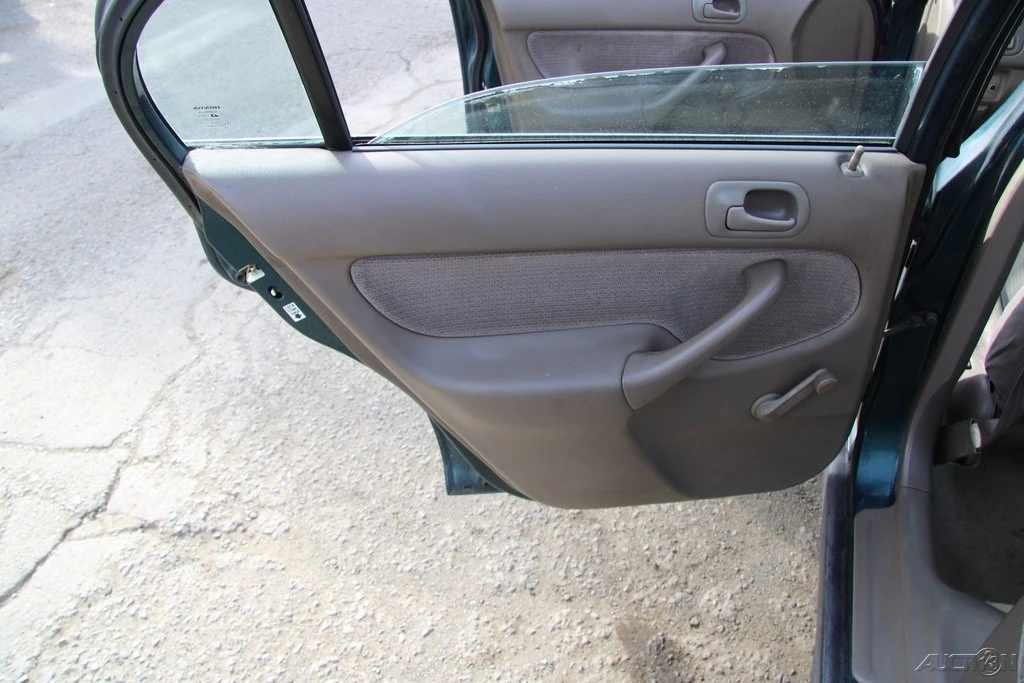 1996 Honda EK Civic - Image 19 of 21