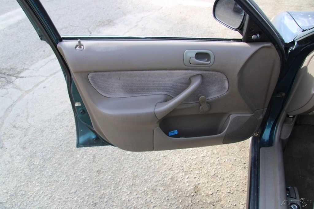 1996 Honda EK Civic - Image 11 of 21