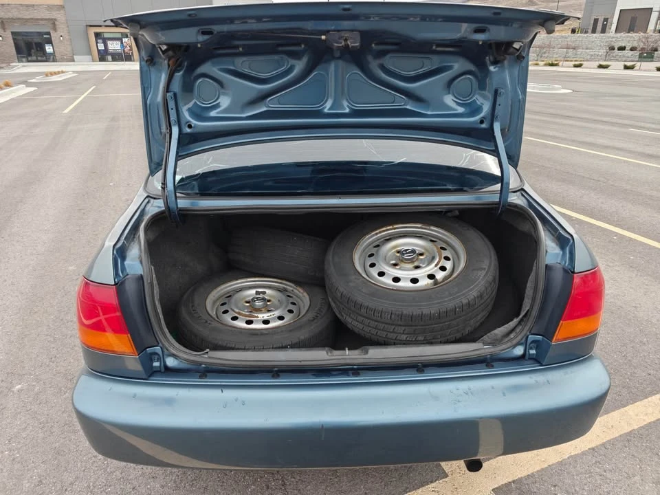 1996 Honda EK Civic - Image 11 of 12