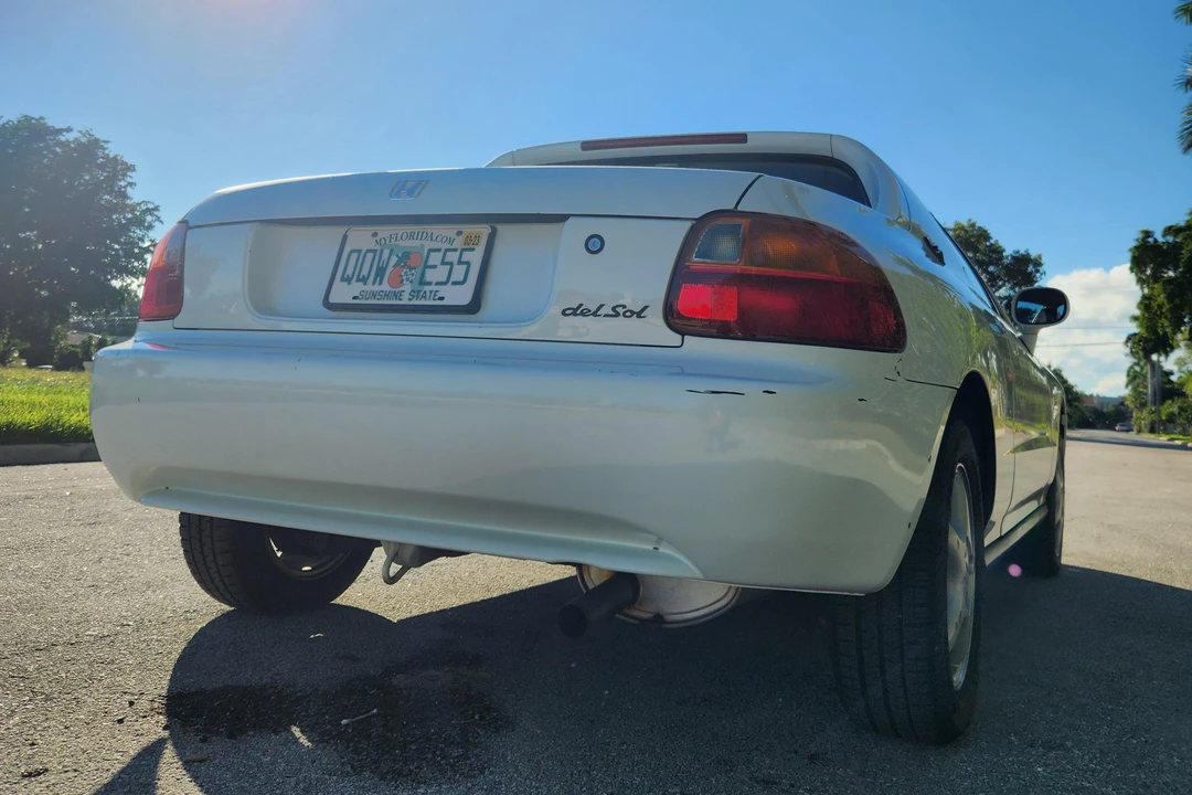 1996 Honda Del Sol - Image 27 of 31