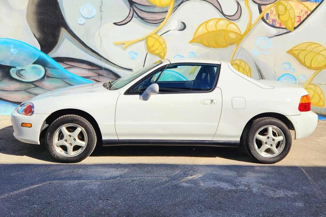 1996 Honda Del Sol - Image 3 of 31